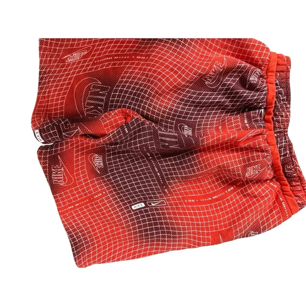 Nike Sportswear Boy (Kids) Picante Red AOP Club Fleece Shorts (DX5121-633) L‎ 12